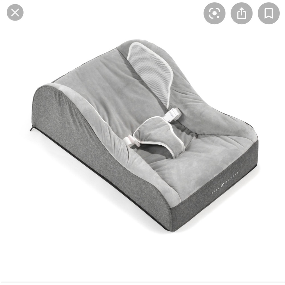 Baby delight Nestle nook, infant lounger